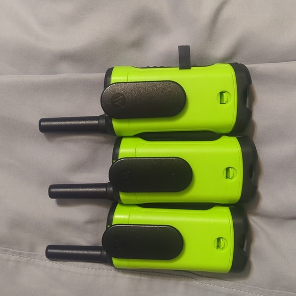 Motorola Talkabout T260 TPG RADIOS/ WALKIE TALKIES 3 PACK - Picture 3 of 5